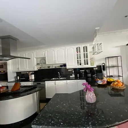 Beachfront Villa Meneou